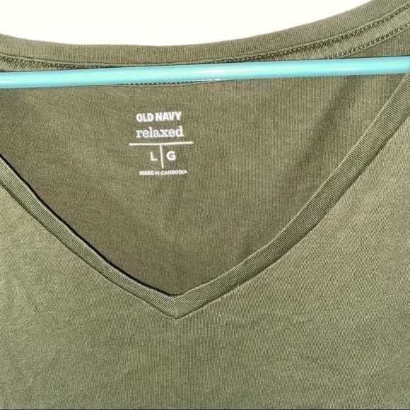 Old Navy Top Relax Loose Fit V-Neck Super Soft Tee Short Sleeve Pull over - Picture 3 of 7
